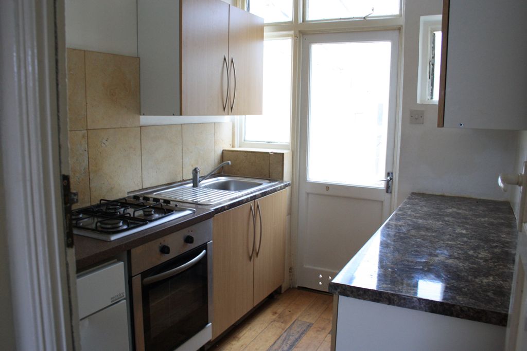 Property photo 2 of 3