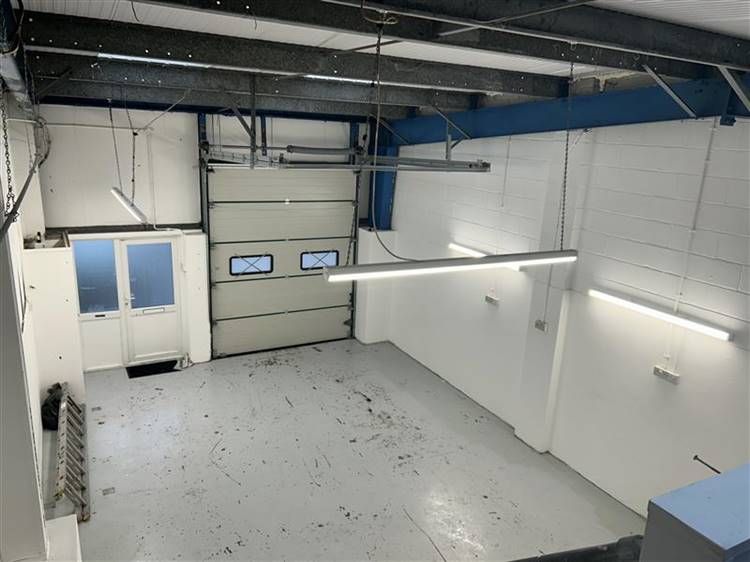 Property photo 2 of 6