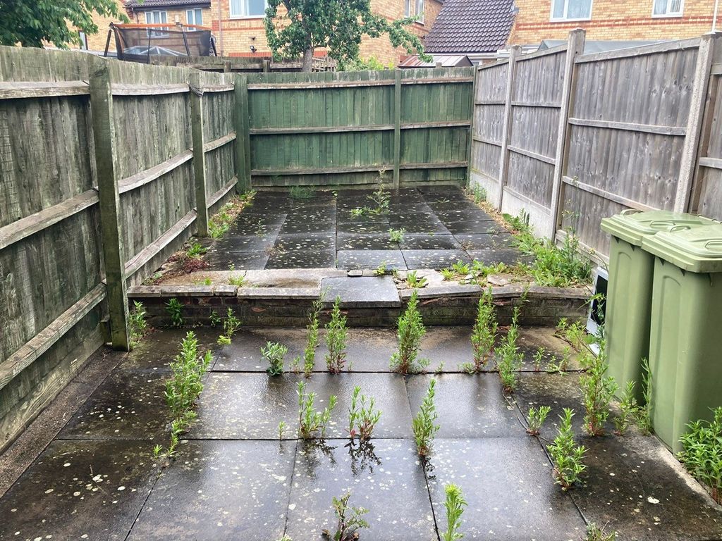Property photo 2 of 6