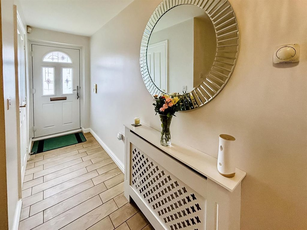 Property photo 2 of 19 Entrance Hallway: