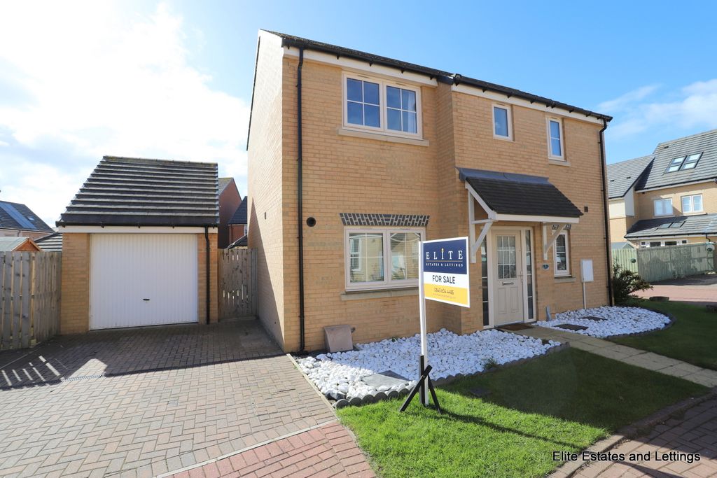 Property photo 1 of 21 01-Img_1930