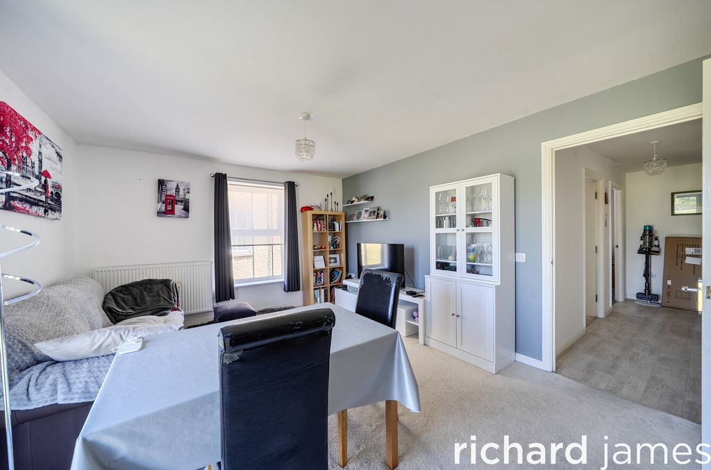 Additional image 4 of 2 bed flat for saleTruscott Avenue, Redhouse, Swindon SN25