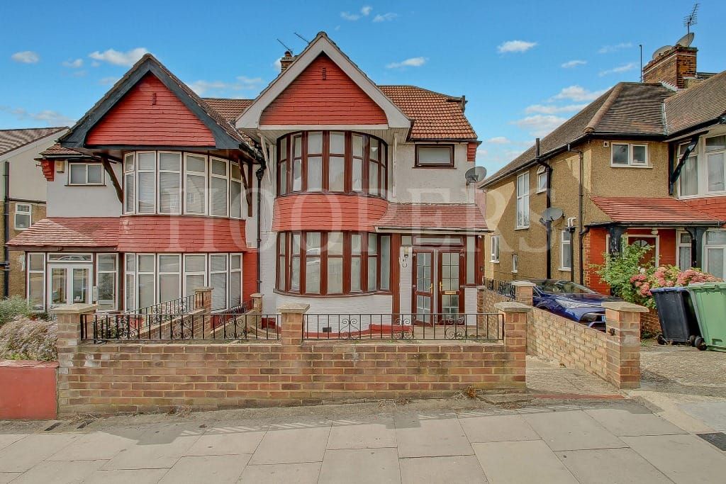 Property photo 1 of 14