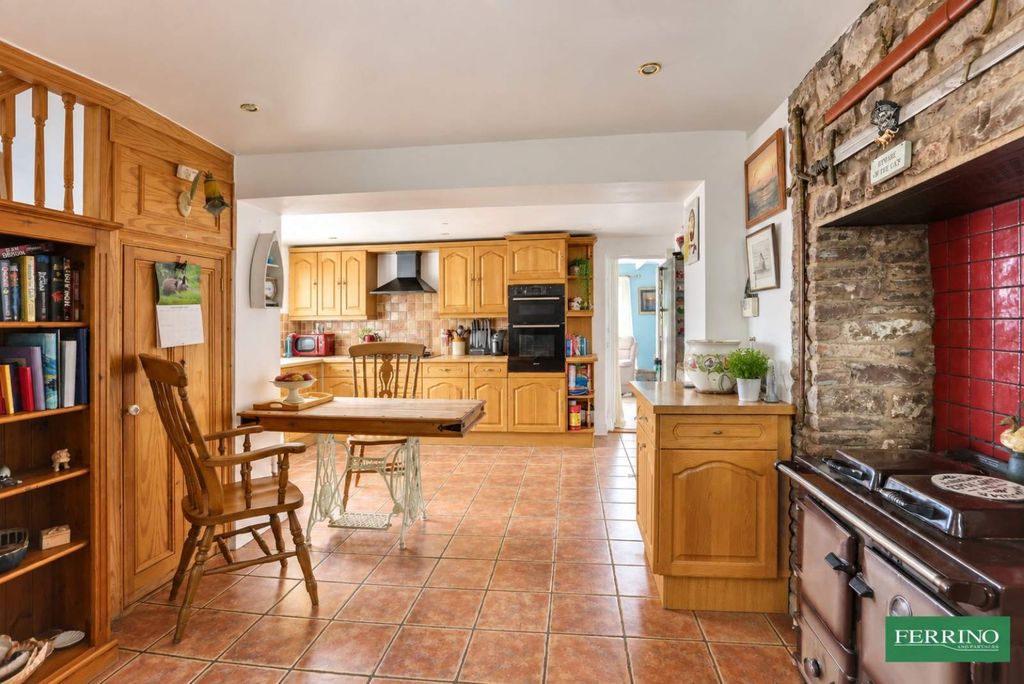 Property photo 3 of 42 Kitchen Breakfast Room