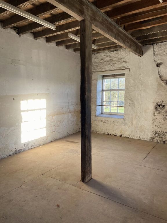 Property photo 3 of 3