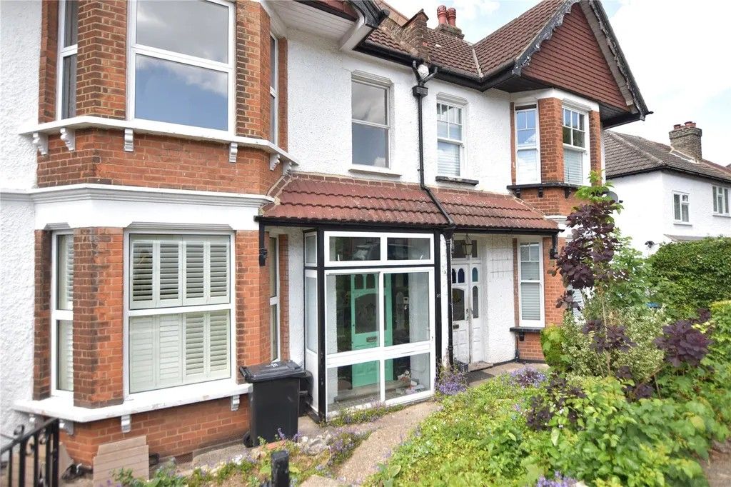 Property photo 1 of 12