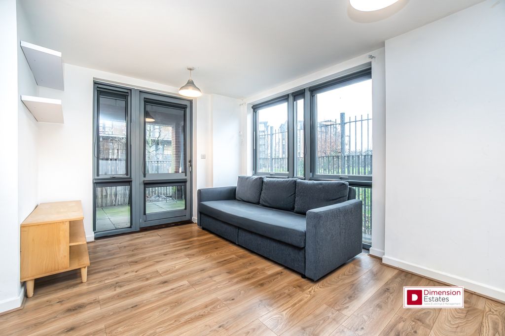 Property photo 3 of 15