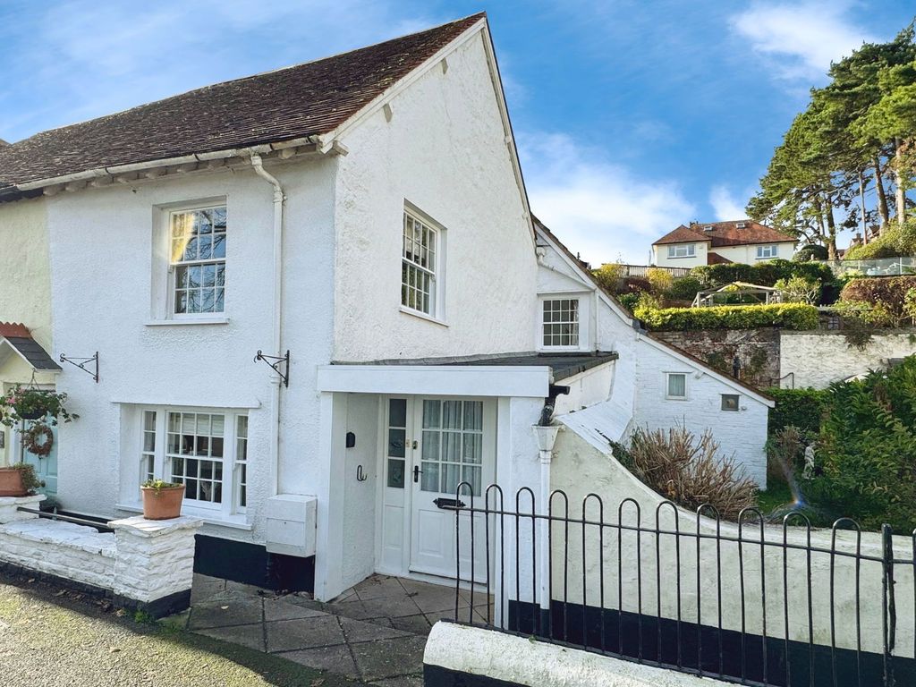 Property photo 1 of 28