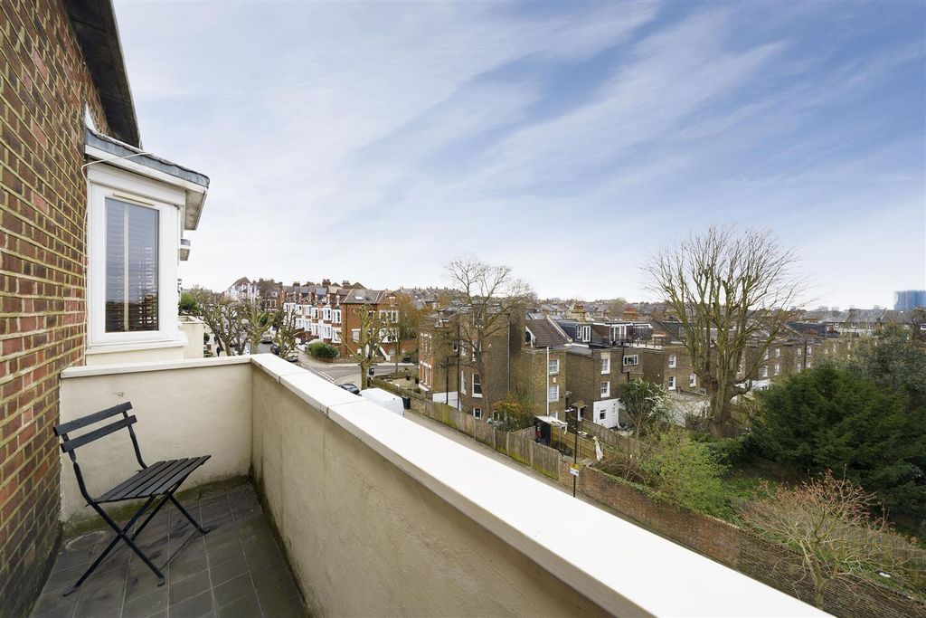 Property photo 2 of 13 P13.Jpg