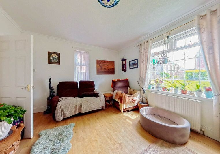 Property photo 2 of 16