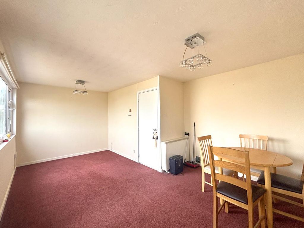 Property photo 3 of 14 Img_1829.Jpg