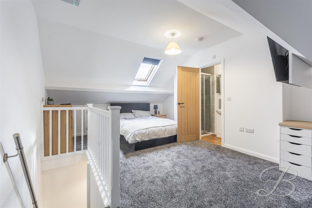 Property photo 1 of 13 CC32.Jpg