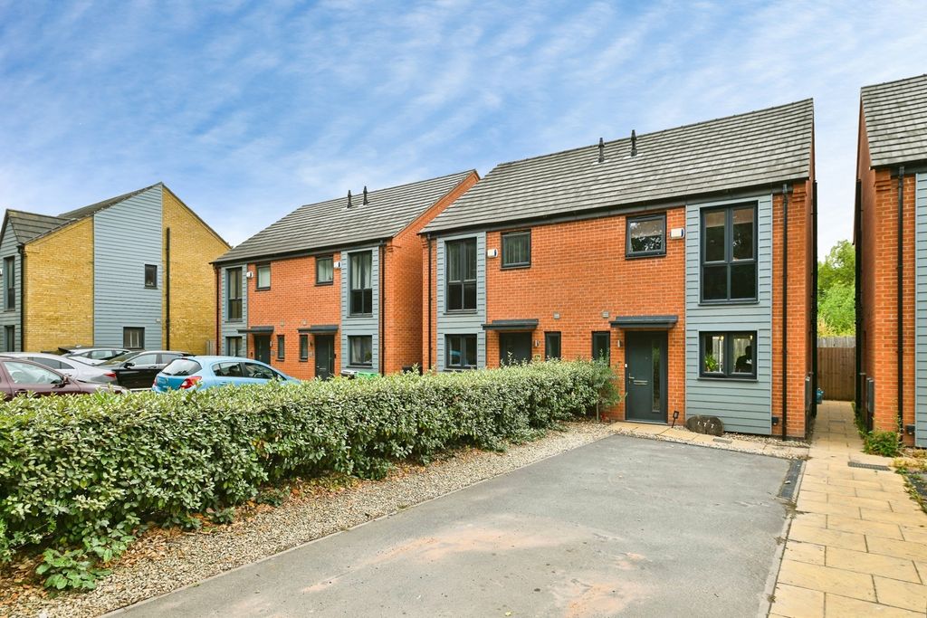 Property photo 1 of 15 Pbox-Img.Jpg