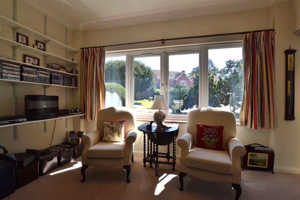 Additional image 8 of 4 bed detached house for saleFoxwood, Ancells Farm, Fleet GU51