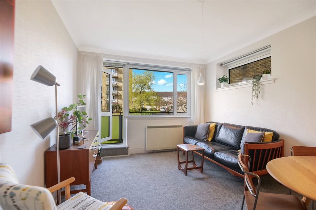 Property photo 2 of 16 Living Room