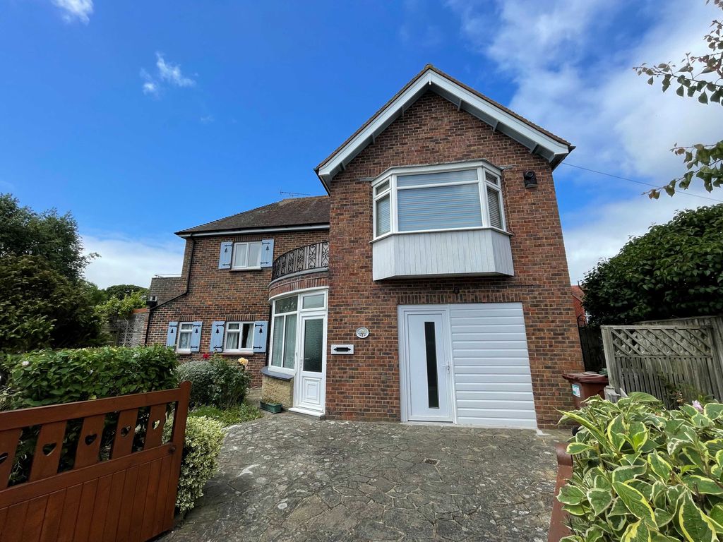 Property photo 1 of 24
