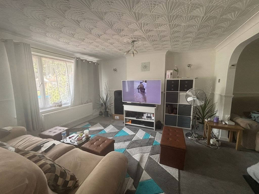 Property photo 3 of 10 Not Specified
