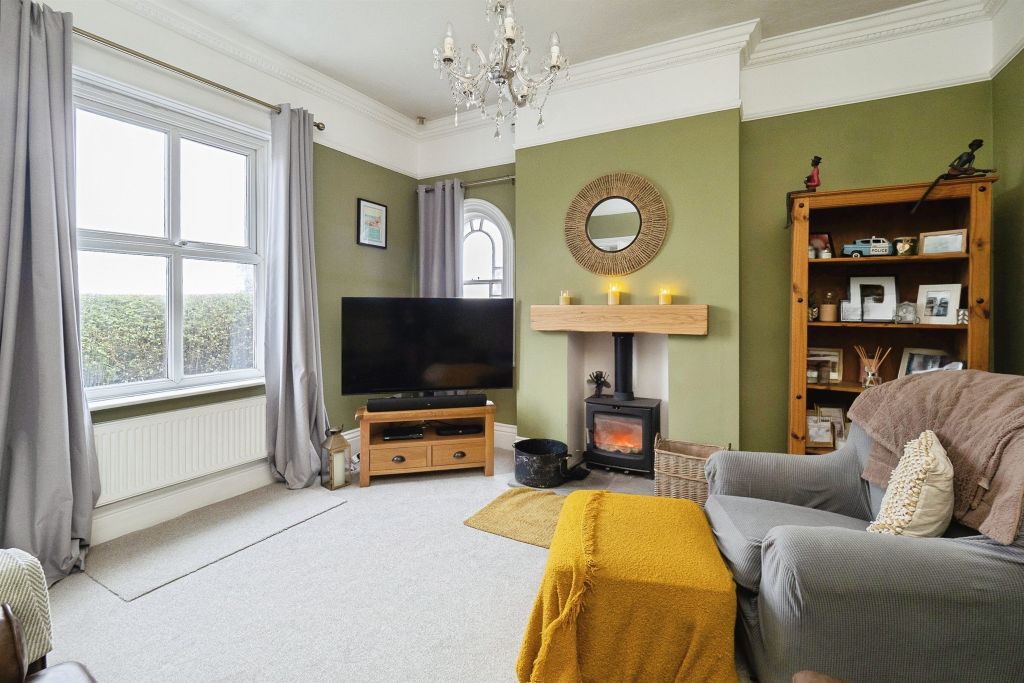 Property photo 2 of 16