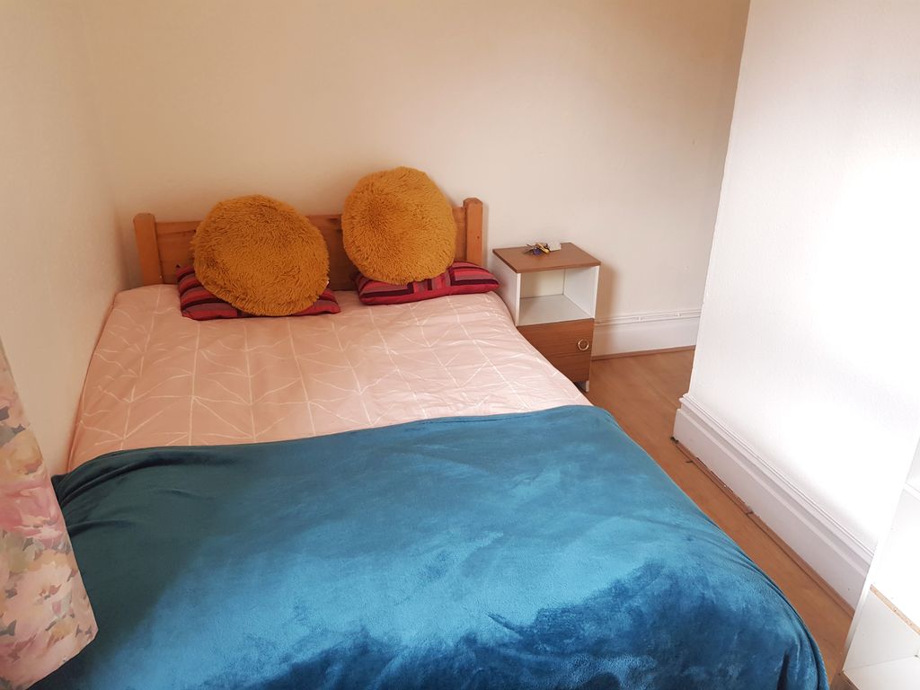 Property photo 2 of 18 Property