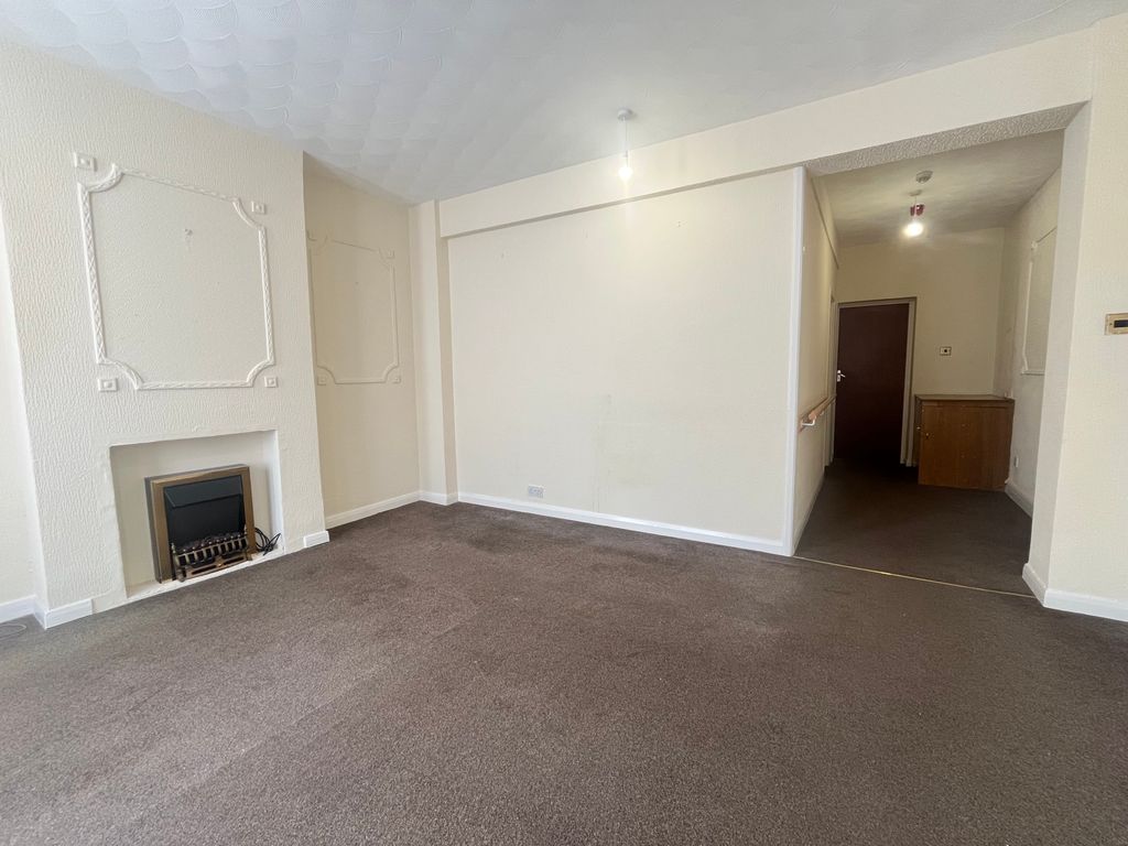 Property photo 2 of 8 Living Room