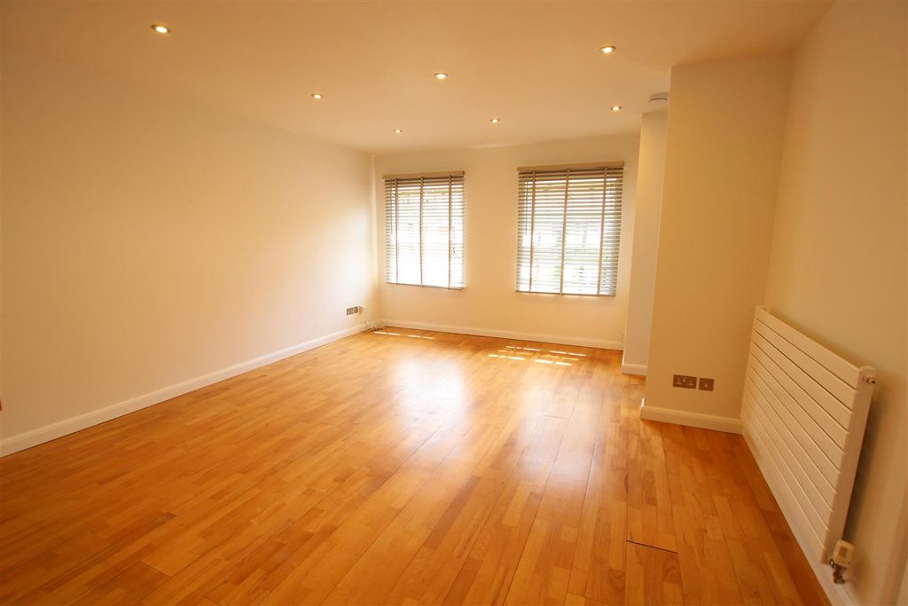 Property photo 3 of 14 Img_1230.Jpg