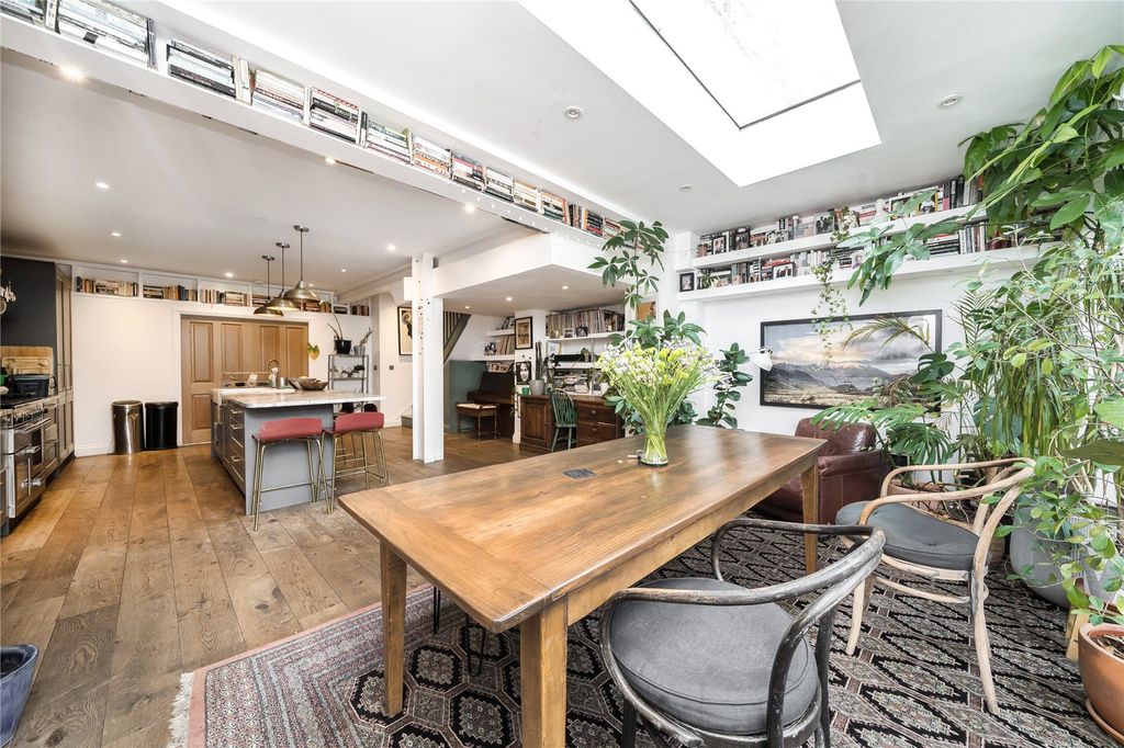 Property photo 3 of 19 Open Plan Living