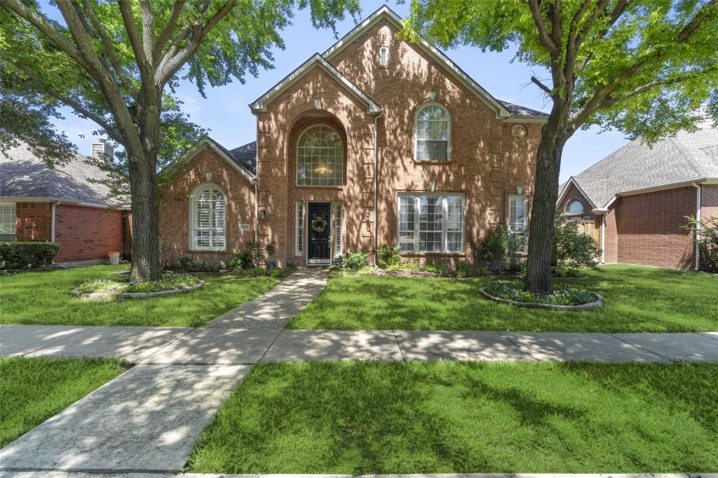 Property photo 1 of 31