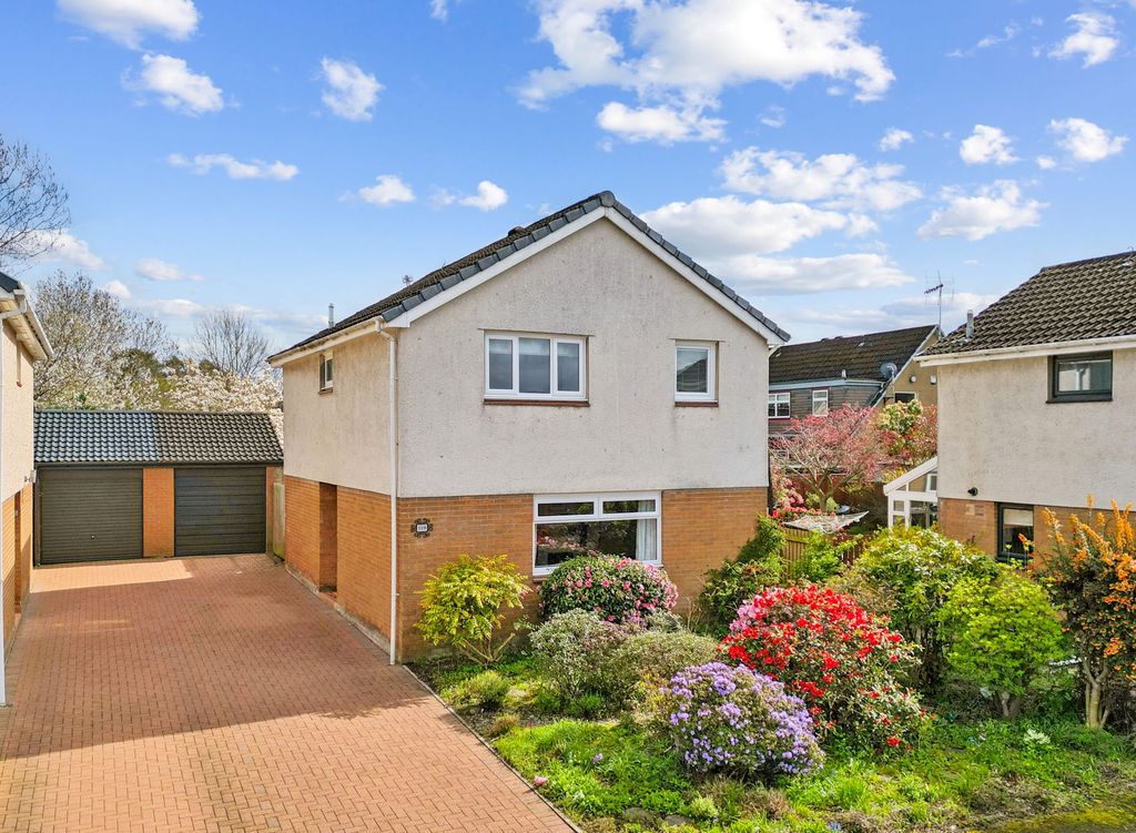 Property photo 1 of 28