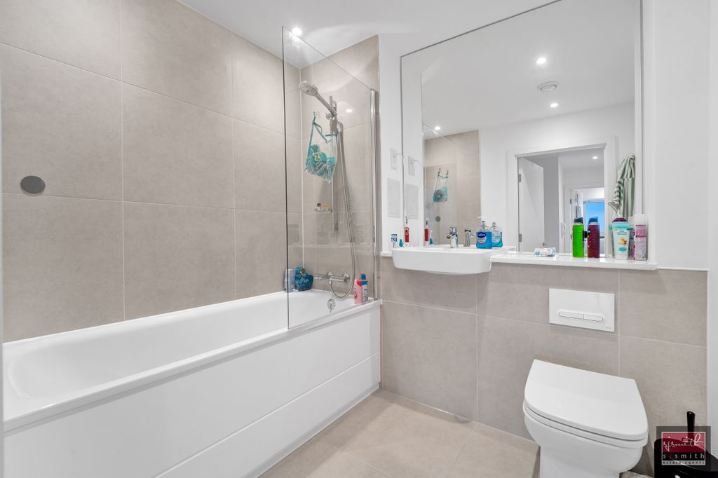 Property photo 3 of 15 Dsc02050