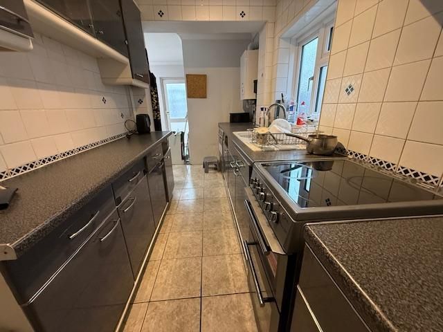 Property photo 2 of 9 Photo 2