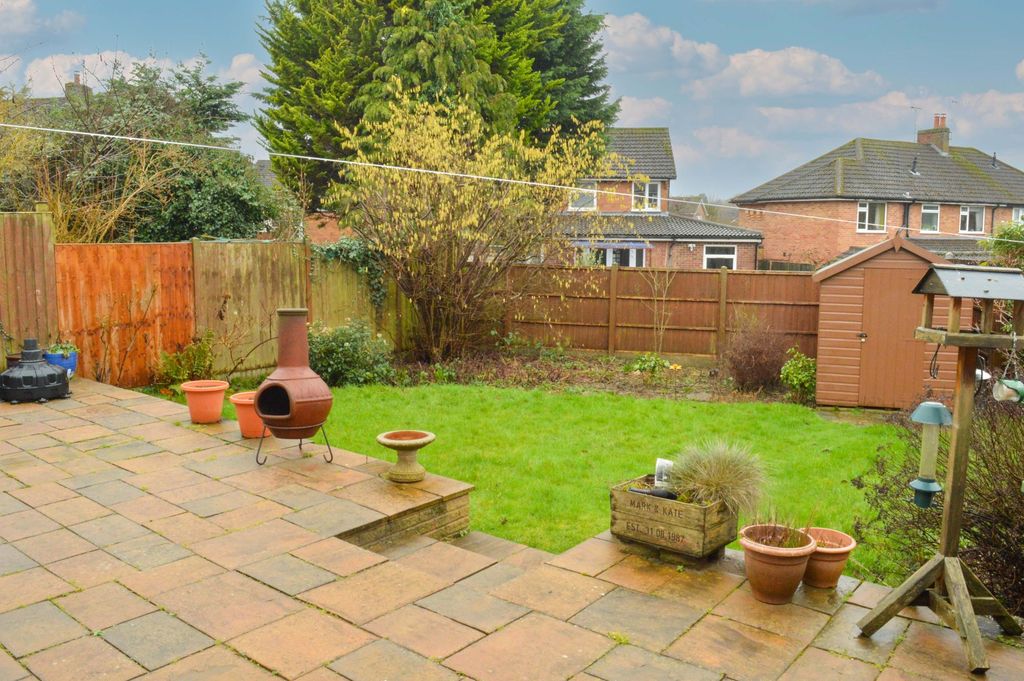 Property photo 2 of 35