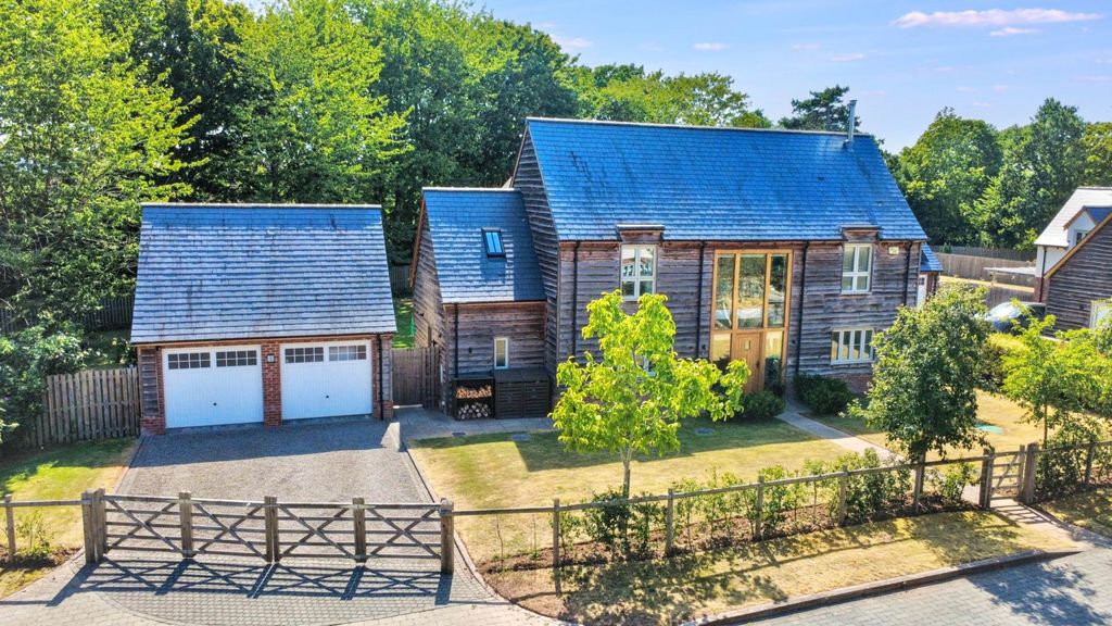 Property photo 1 of 31