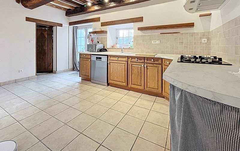 Property photo 3 of 18 Photo 3