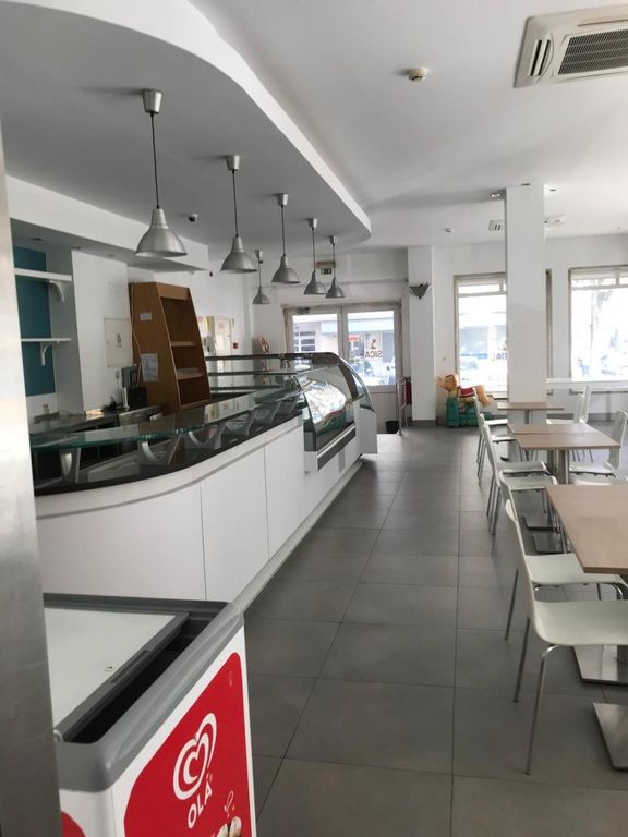 Property photo 1 of 4 Restaurant For Sale Quarteira