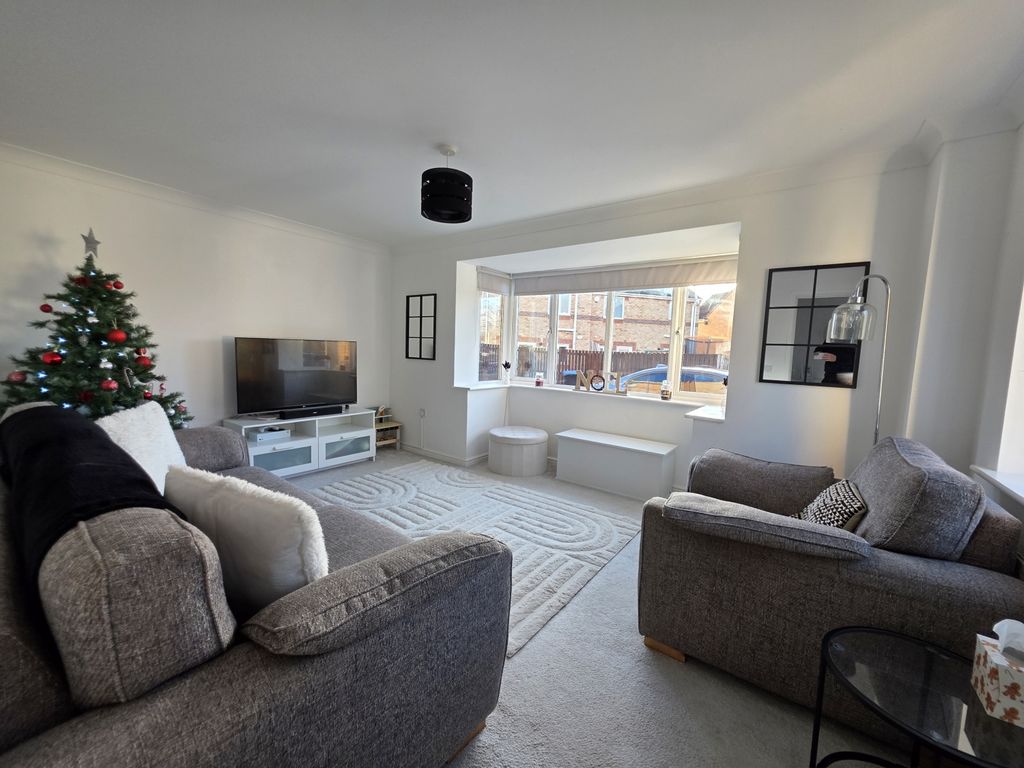 Property photo 2 of 13 20251219_110219