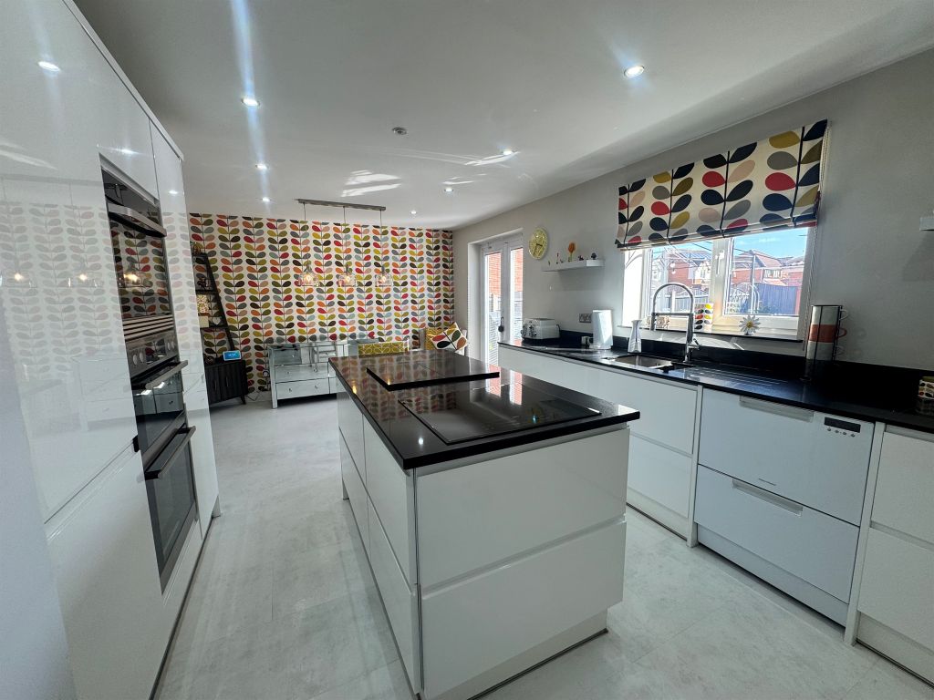 Additional image 6 of 4 bed detached house for salePasture Drive, Castleford WF10