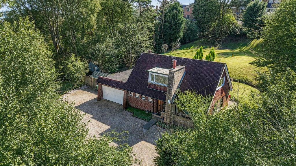 Property photo 1 of 45 4Dac01Dd-4Bff-4504-B50E-3940A54Aad4c.Png