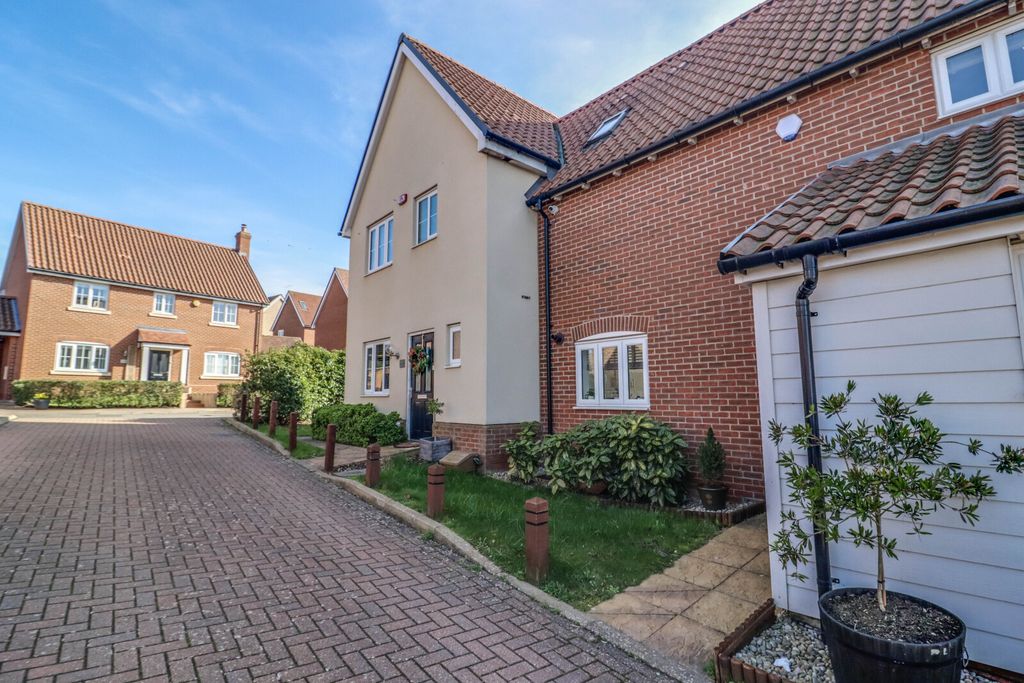 Property photo 1 of 24 Picture No. 37