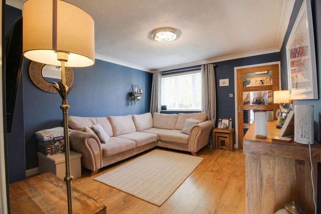 Property photo 3 of 14