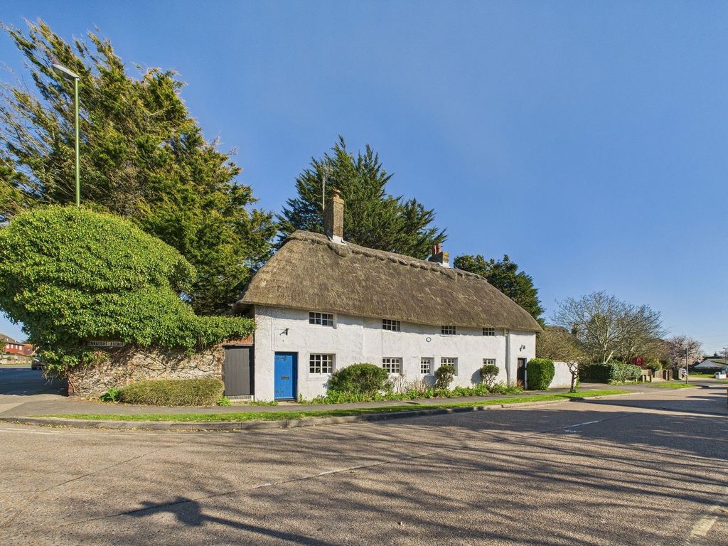 Property photo 1 of 27