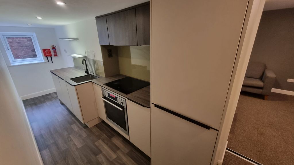 Property photo 3 of 10 Gallery