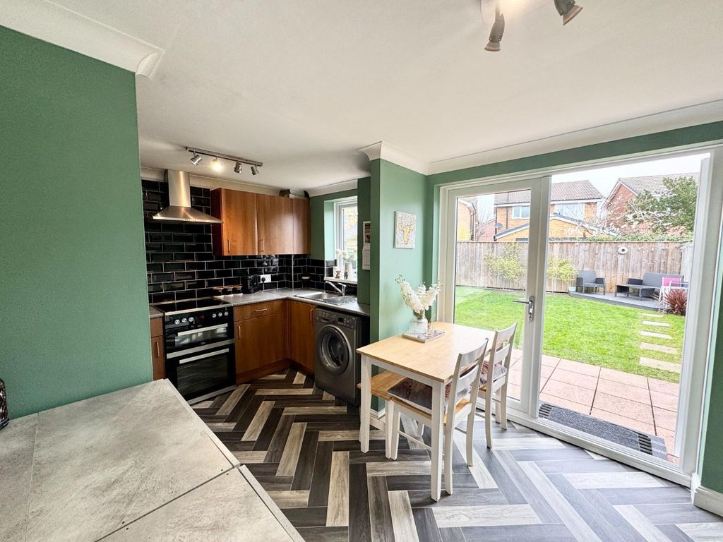 Property photo 3 of 20