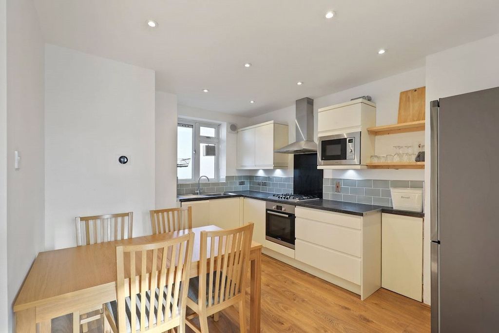 Property photo 3 of 8 Picture No. 03