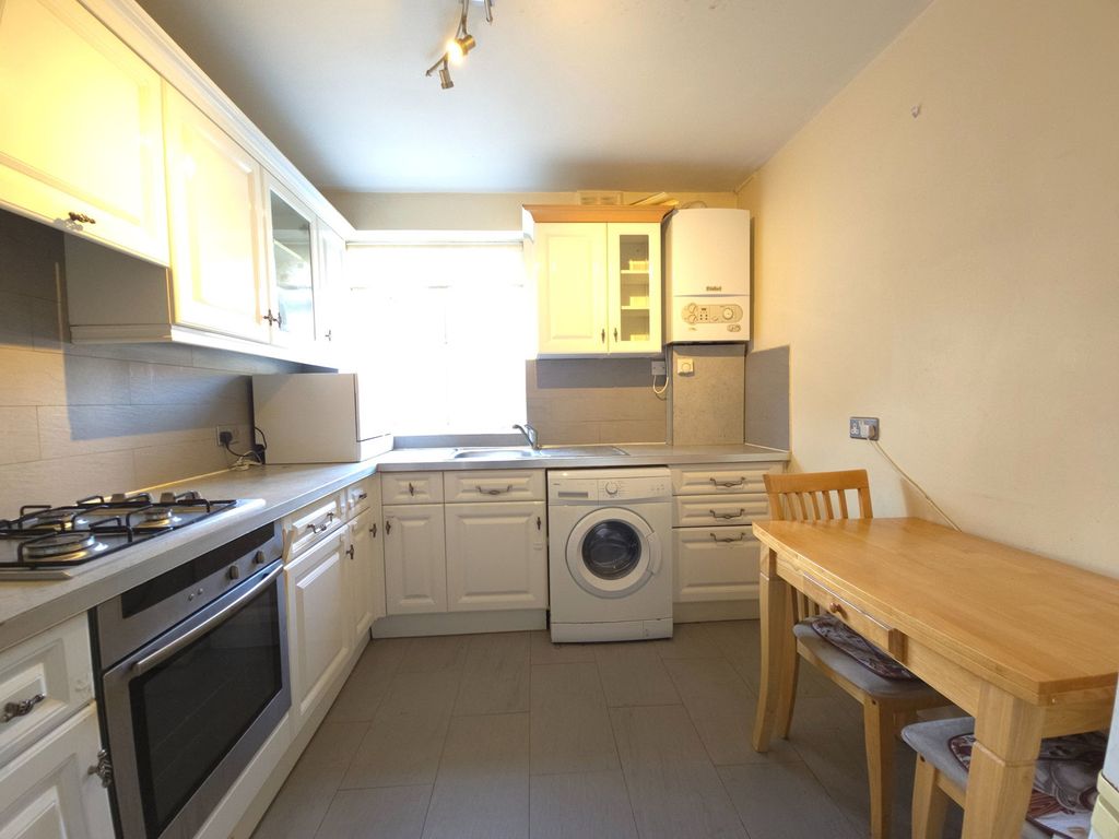 Property photo 1 of 5