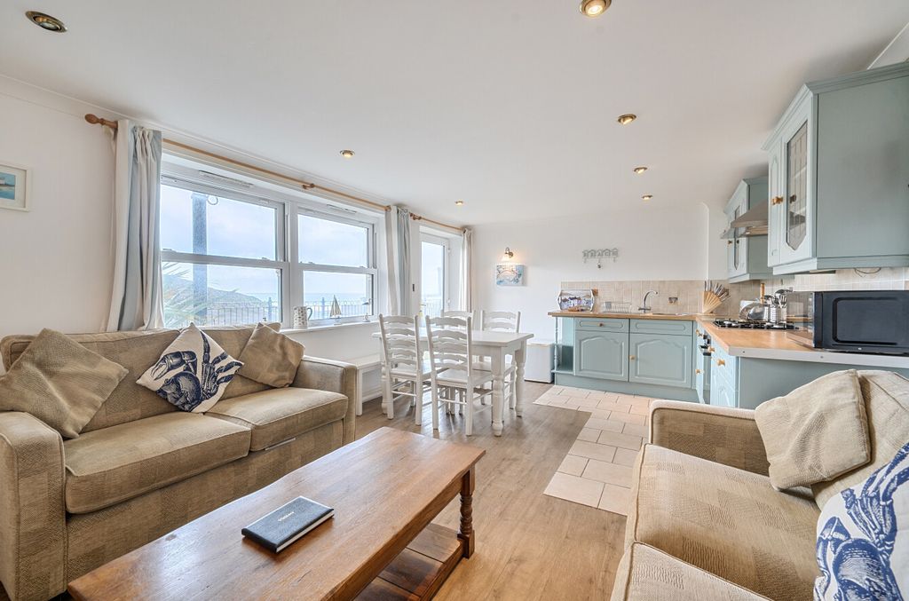 Property photo 2 of 16 1424607-7-69B04Af...