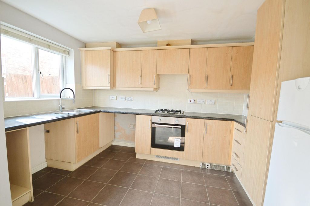 Property photo 3 of 9 Kitchen/Diner