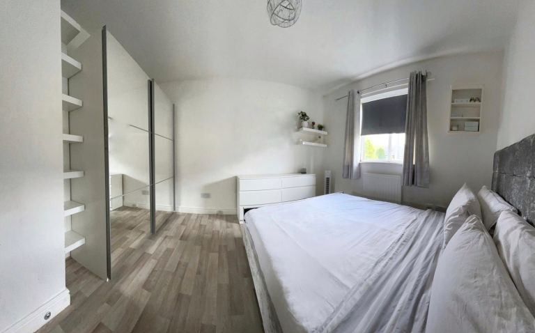 Property photo 1 of 1