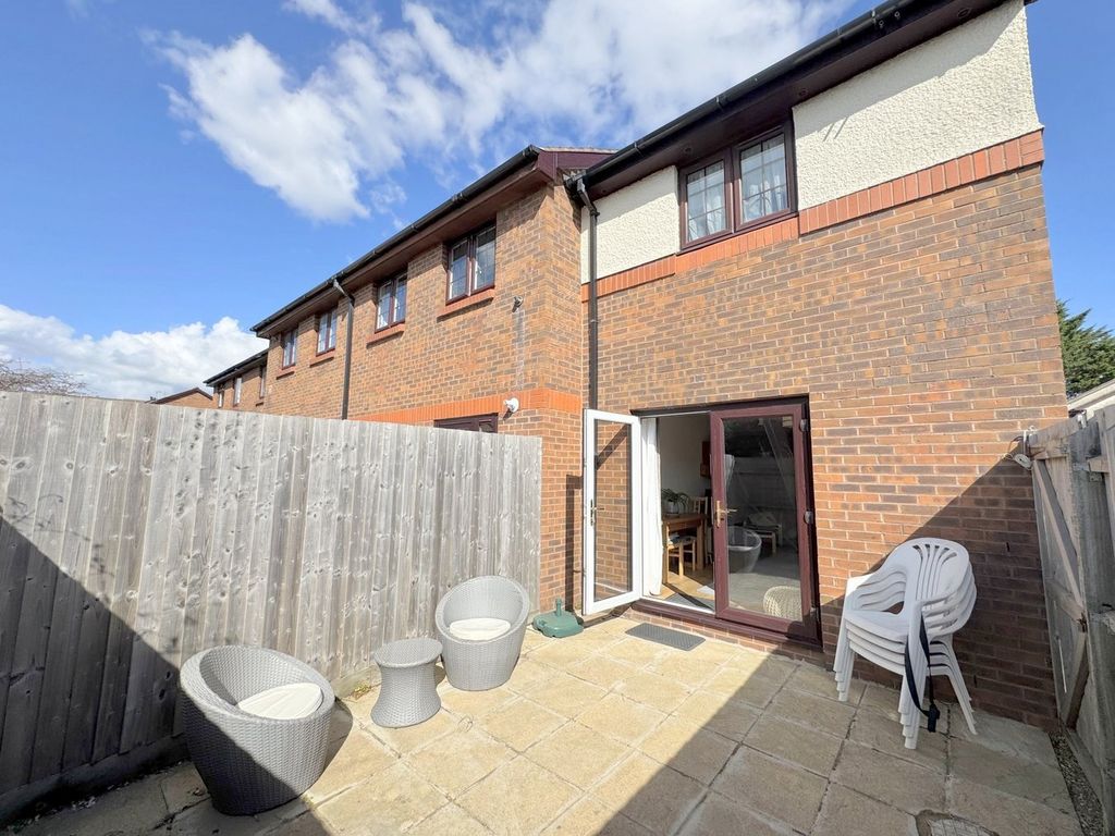 Property photo 2 of 19