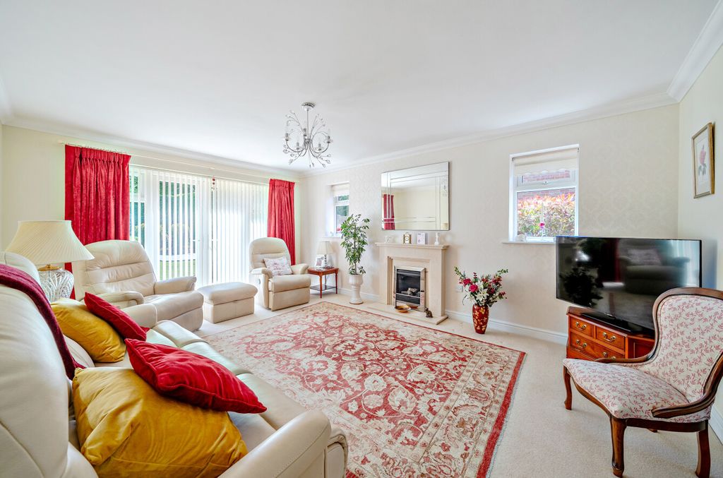 Property photo 2 of 16 1455450-22-69F333...