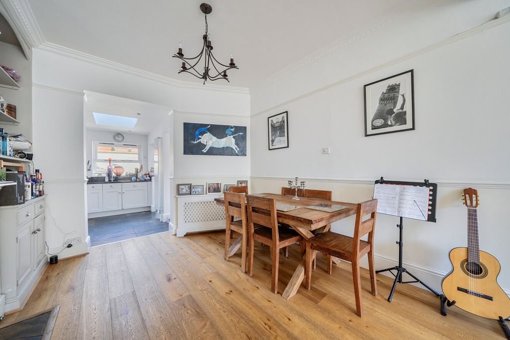 Property photo 3 of 17 1438603-19-69d62d...